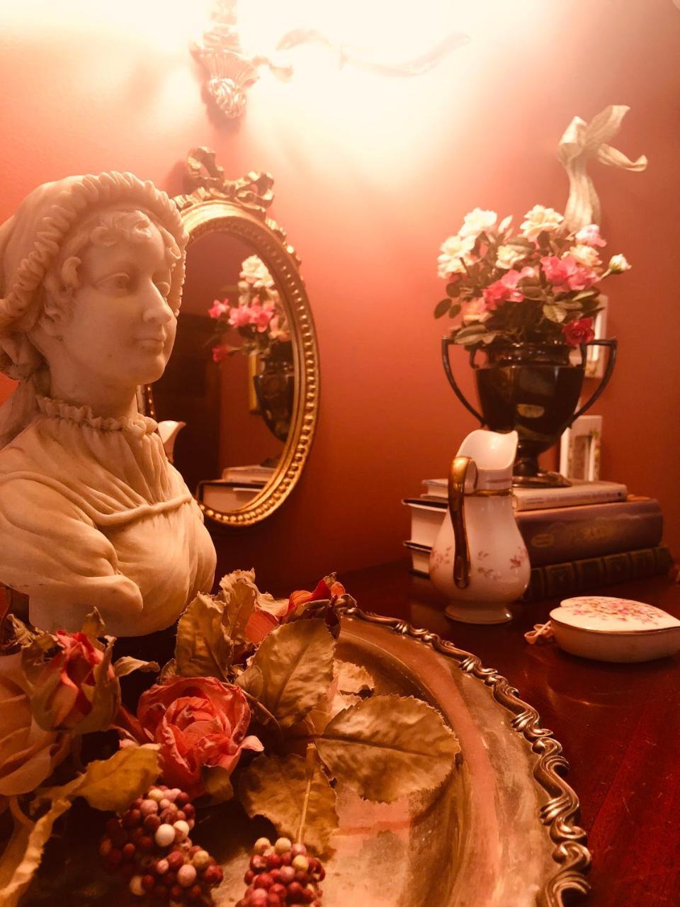 Princess Anne Book Lovers Inn Bagian luar foto